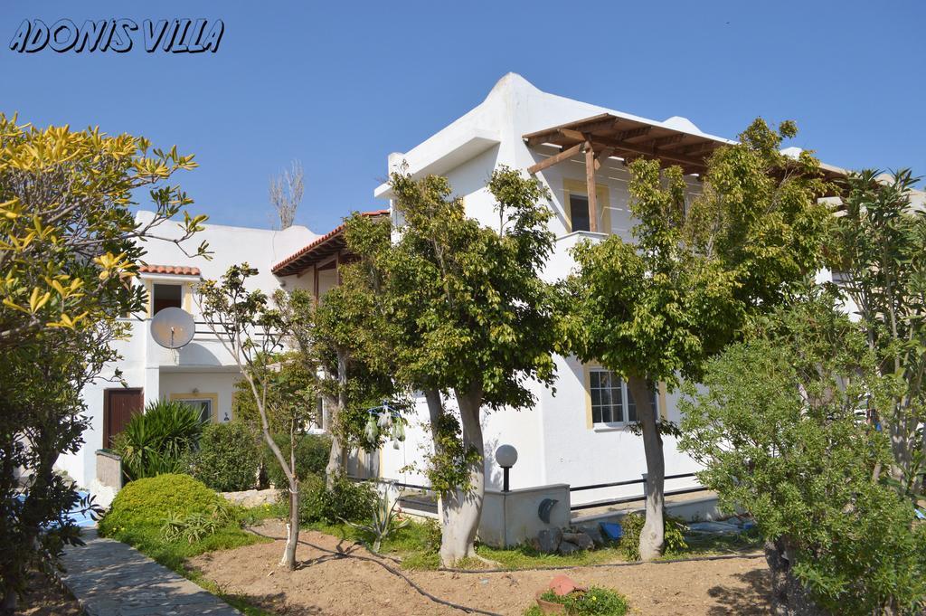 Adonis Villa คูตซูนารี ภายนอก รูปภาพ